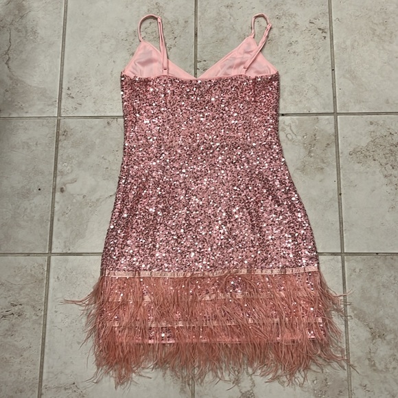 Lulus Flirtatious Future Pink Sequin Feather Hem Bodycon Mini Dress, Size Small - Picture 4 of 7
